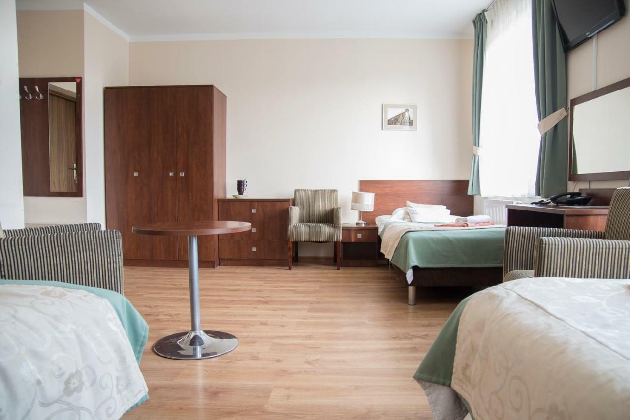 ホテルSanatorium Uzdrowiskowe Lacznosc チェホチネク エクステリア 写真