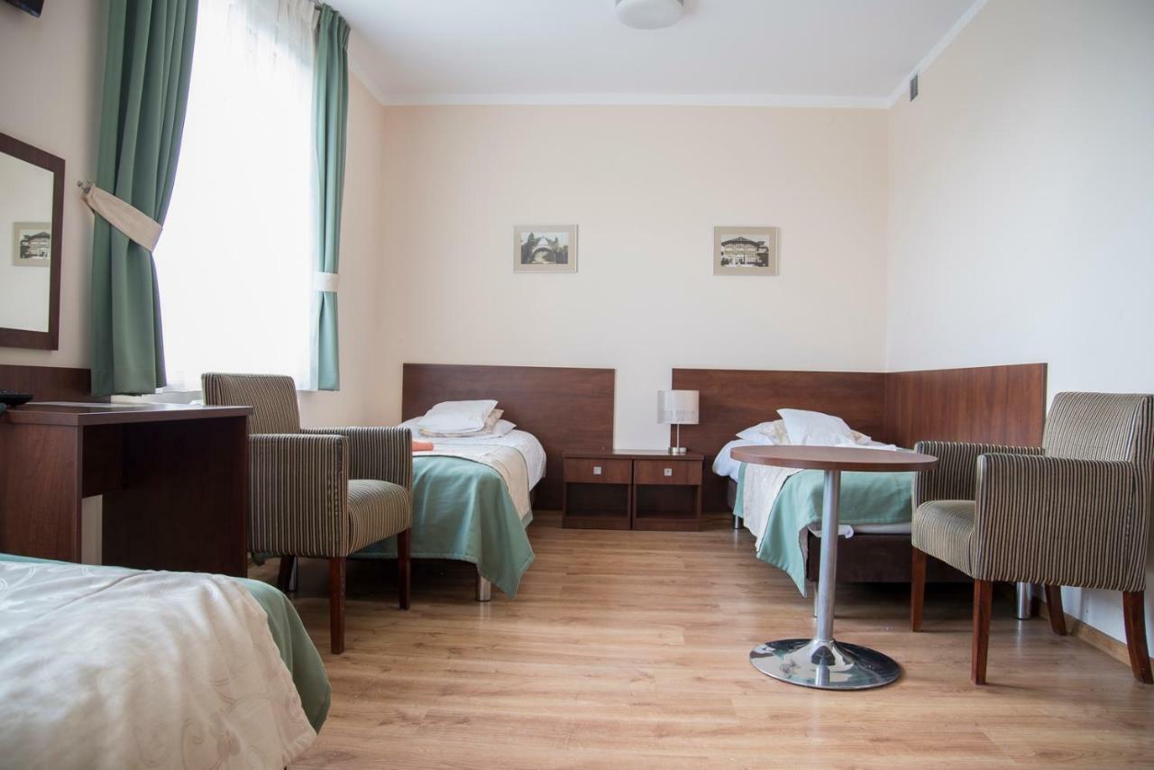 ホテルSanatorium Uzdrowiskowe Lacznosc チェホチネク エクステリア 写真