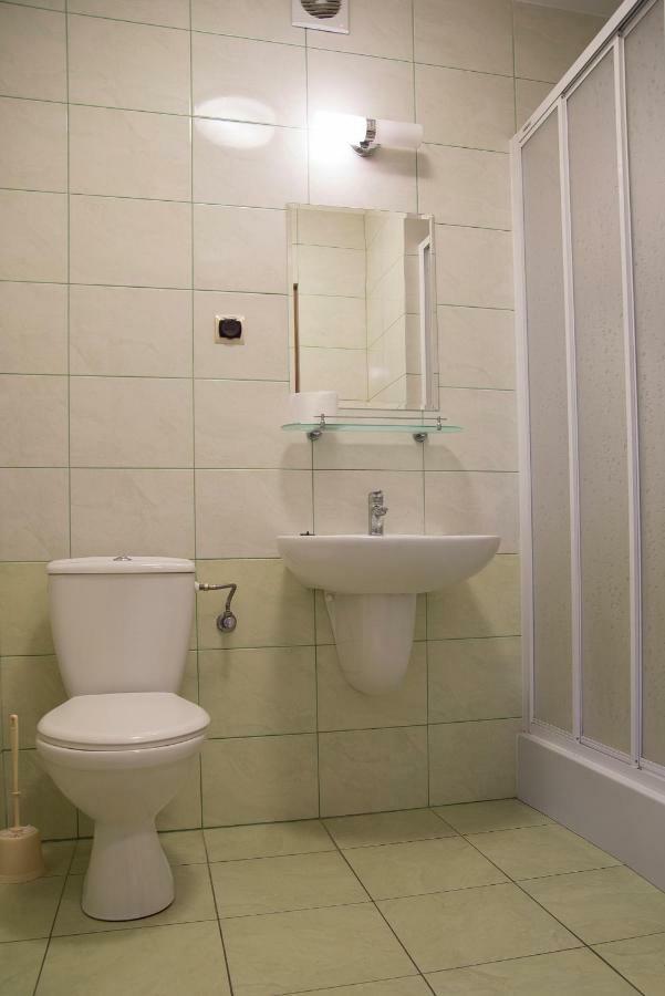 ホテルSanatorium Uzdrowiskowe Lacznosc チェホチネク エクステリア 写真